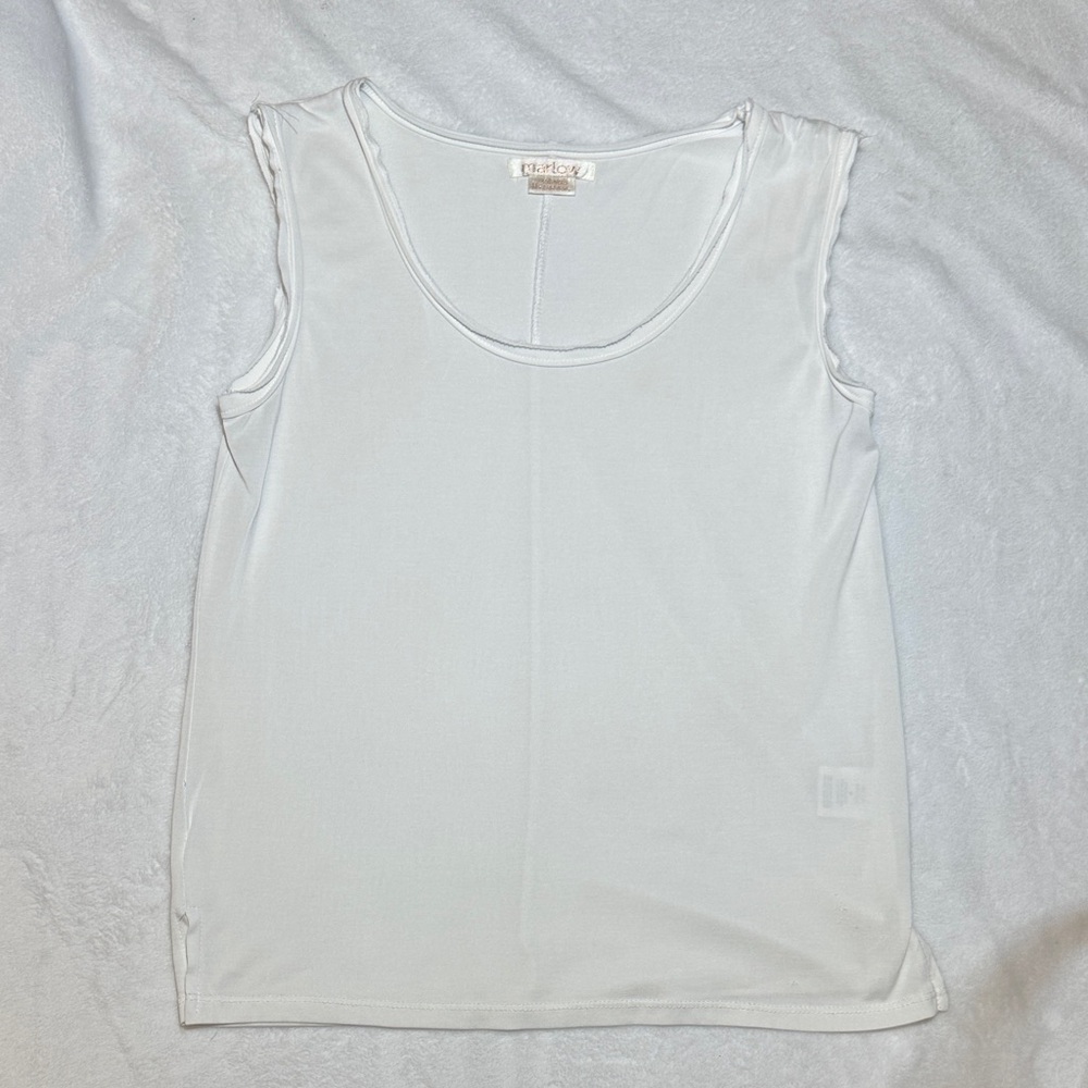 EUC Marlow raw edge scoop neck sleeveless top size M